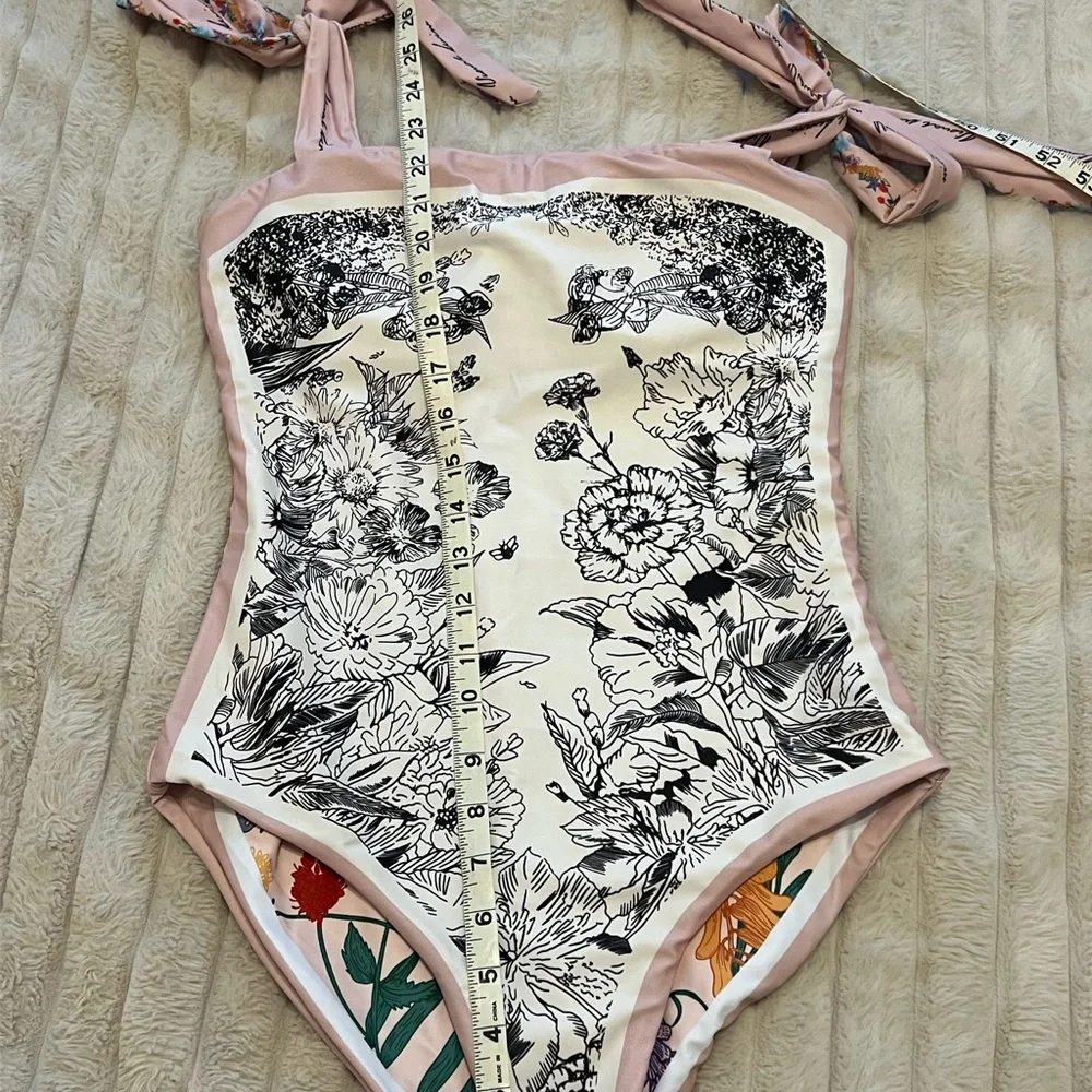 Floral One-Piece reversible Swimsuit 2 in 1 - Picture 7 of 9